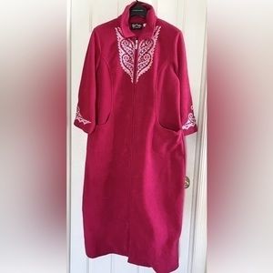 BOB MACKIE WEARABLE ART WOMEN'S Red FULL ZIP FLEECE ROBE/HOUSEDRESS